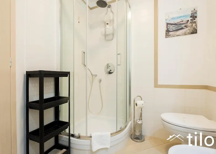 Ferry Port 1 Min, Central 1Br, Ac, Wifi, By Tilo Appartement *