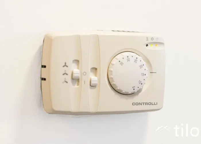 Ferry Port 1 Min, Central 1Br, Ac, Wifi, By Tilo *